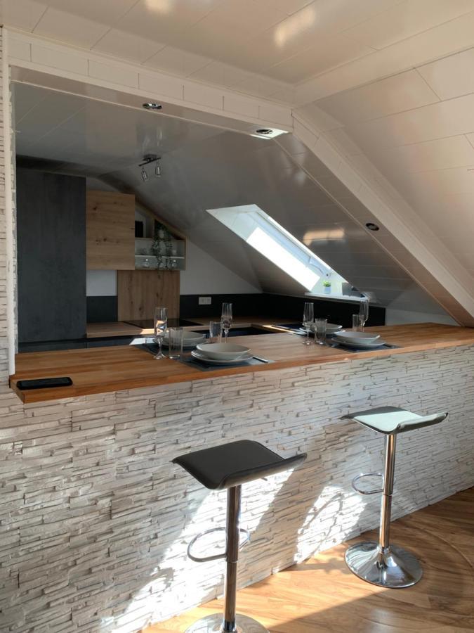 2 Zimmer Ferienwohnung Obersulm Exterior foto